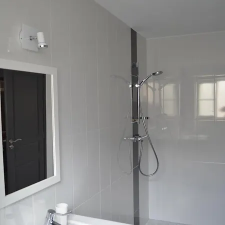 Дом отдыха Maison Typique Oleronaise Ла-Котиньер