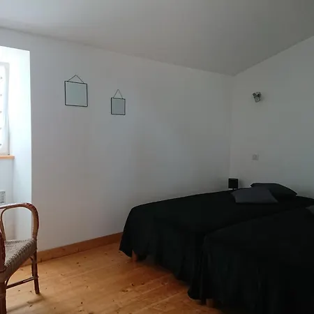 Дом отдыха Maison Typique Oleronaise *